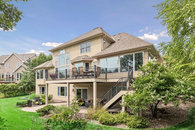 18221 Overland Trail, Eden Prairie, MN 55347