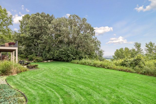 18221 Overland Trail, Eden Prairie, MN 55347