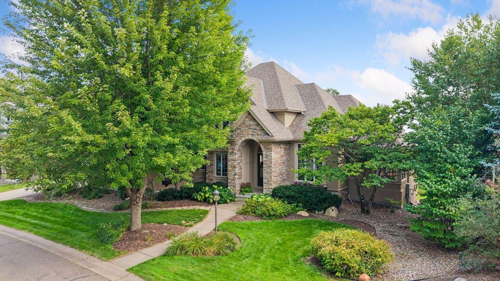 18221 Overland Trail, Eden Prairie, MN 55347 — photo 2