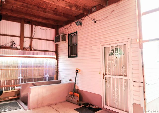 11403 111th Avenue, Richmond Hill, NY 11420