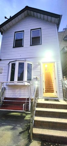 11403 111th Avenue, Richmond Hill, NY 11420