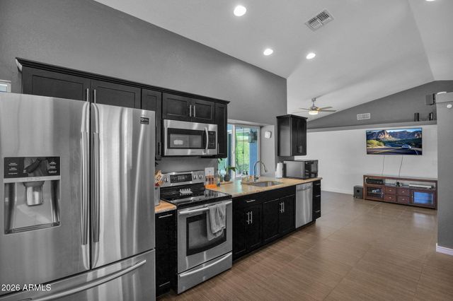 18439 N 56TH Drive, Glendale, AZ 85308