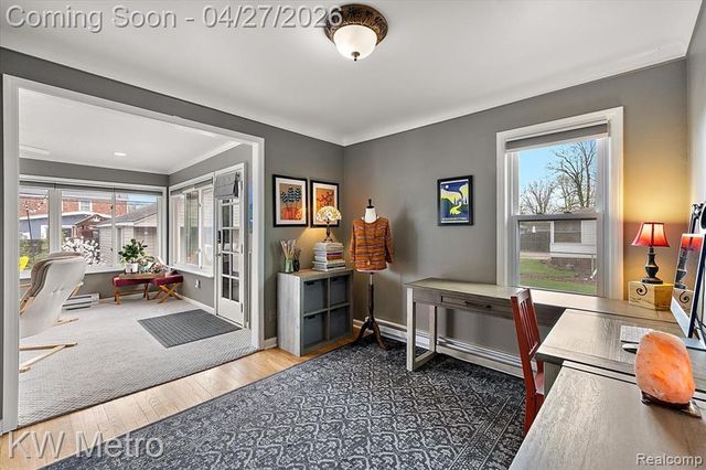 1830 Stanhope Street, Grosse Pointe Woods, MI 48236