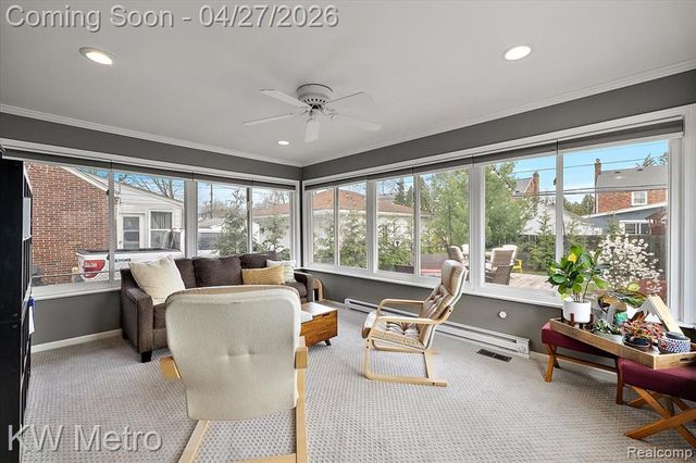 1830 Stanhope Street, Grosse Pointe Woods, MI 48236