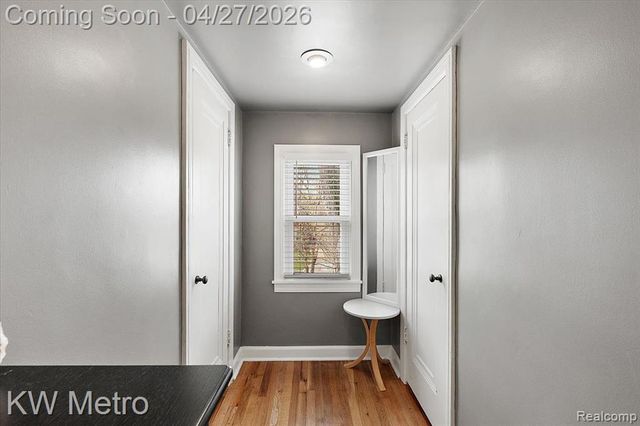 1830 Stanhope Street, Grosse Pointe Woods, MI 48236