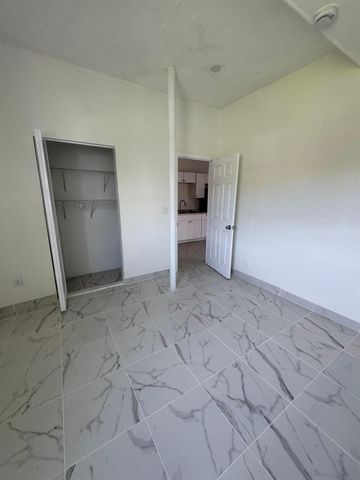 804 Orange Avenue B, Fort Pierce, FL 34950