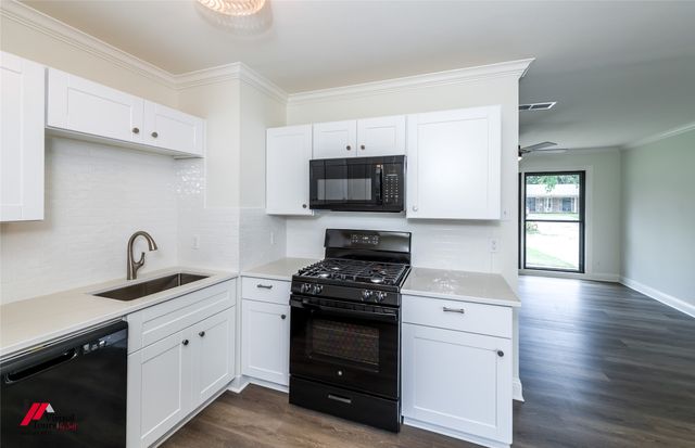 9324 Fireside Drive, Shreveport, LA 71118