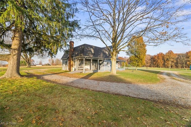 3753 Grafton Road, Leetonia, OH 44431