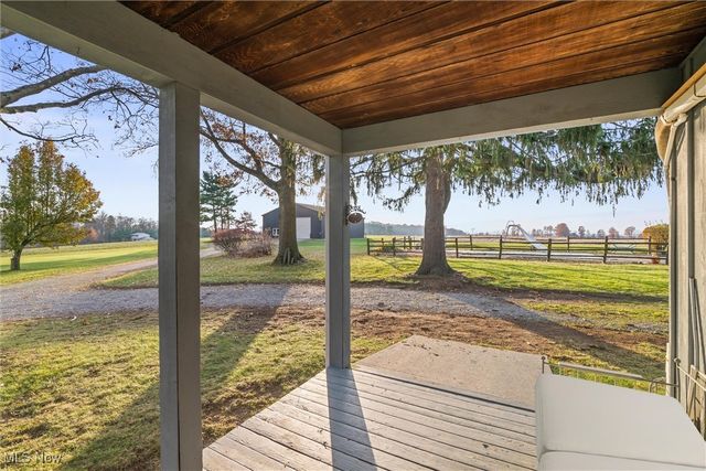 3753 Grafton Road, Leetonia, OH 44431