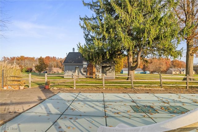 3753 Grafton Road, Leetonia, OH 44431