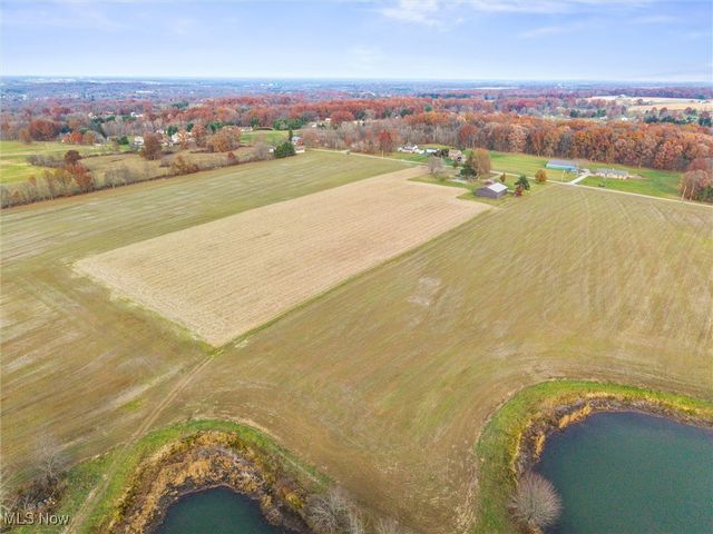 3753 Grafton Road, Leetonia, OH 44431