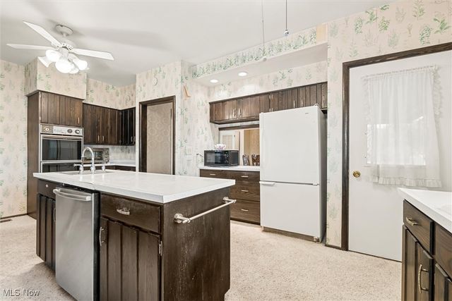 3753 Grafton Road, Leetonia, OH 44431