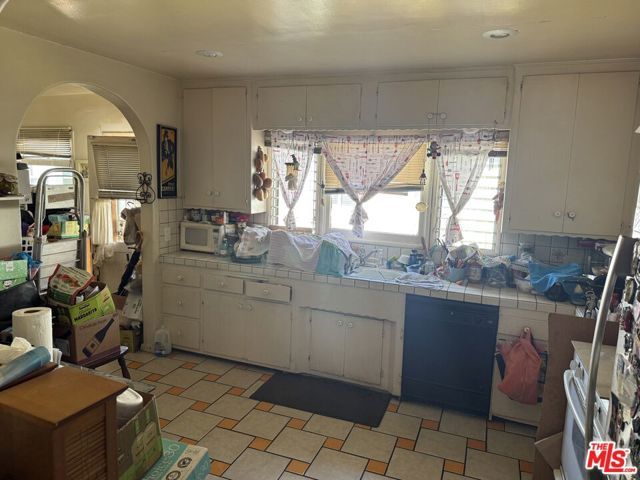 949 N Cedar Street, Inglewood, CA 90302