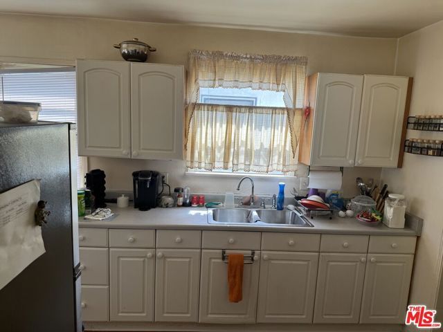 949 N Cedar Street, Inglewood, CA 90302