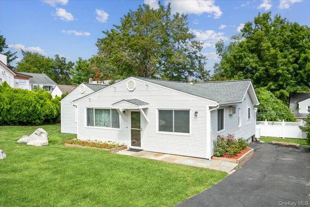 333 Rockledge Road, Mahopac, NY 10541