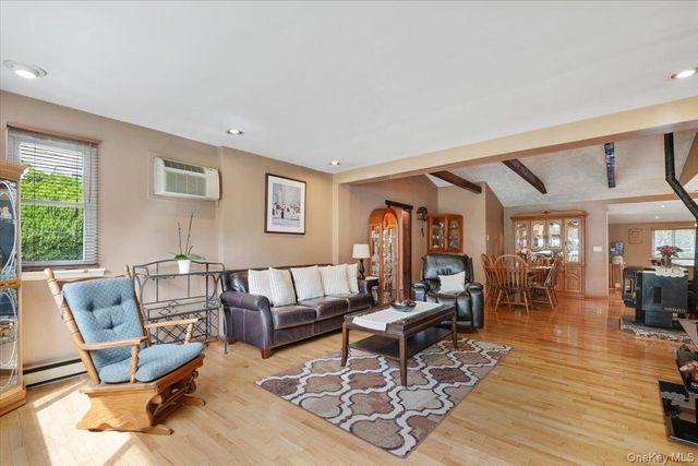 333 Rockledge Road, Mahopac, NY 10541