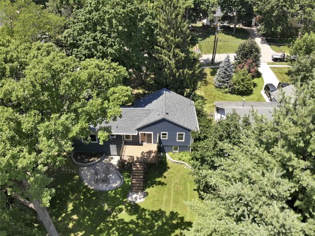 657 61st Street, Des Moines, IA 50312