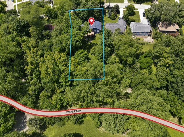 657 61st Street, Des Moines, IA 50312