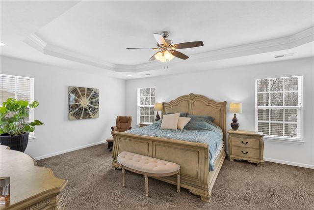 213 Bucktail Dr, Cranberry Twp, PA 16066