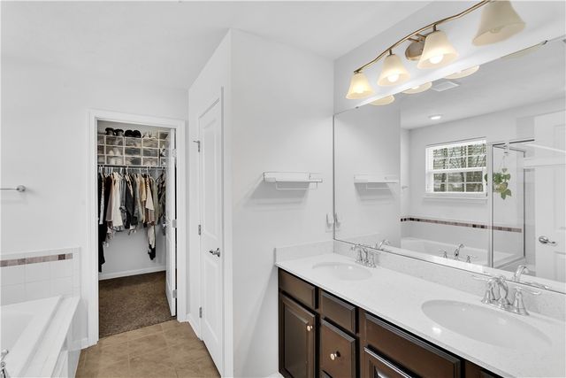 213 Bucktail Dr, Cranberry Twp, PA 16066