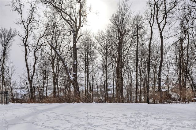 213 Bucktail Dr, Cranberry Twp, PA 16066