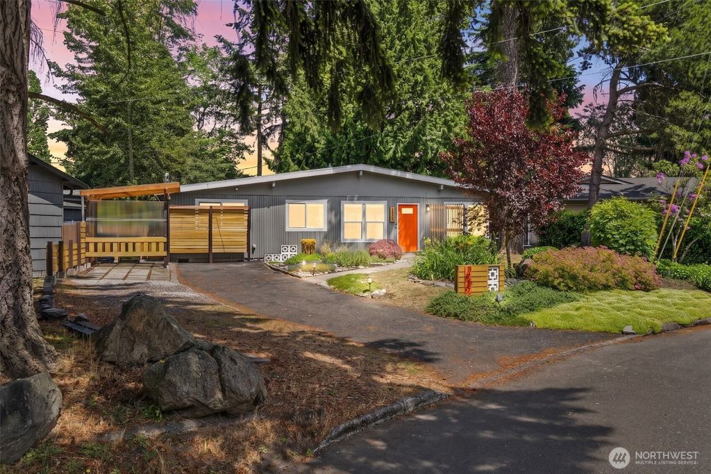 28802 39th Avenue S, Auburn, WA 98001