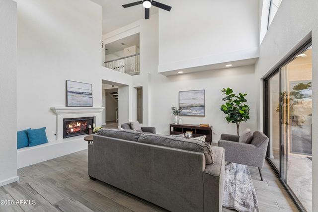 1024 E SAHUARO Drive, Phoenix, AZ 85020