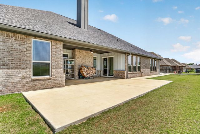 114 Esther Court, Millsap, TX 76066