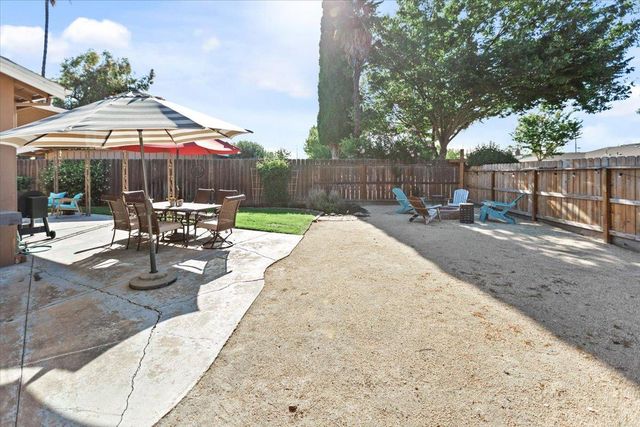 1008 Phelps Ave, Modesto, CA 95350