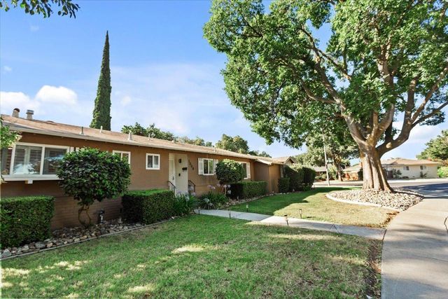 1008 Phelps Ave, Modesto, CA 95350