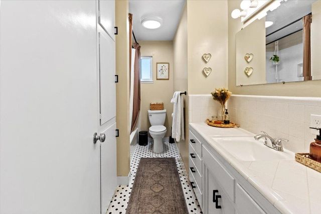 1008 Phelps Ave, Modesto, CA 95350