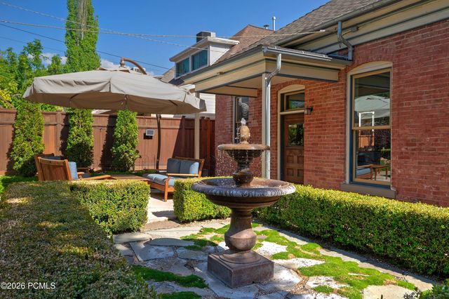 367 E 3rd Avenue, Salt Lake City, UT 84103