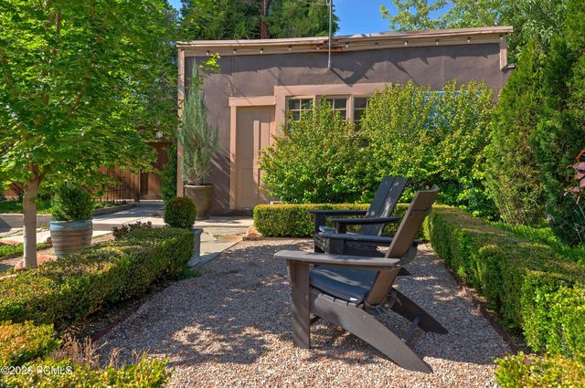 367 E 3rd Avenue, Salt Lake City, UT 84103