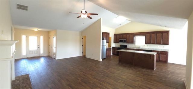 2125 Savannah Drive, Jefferson, GA 30549