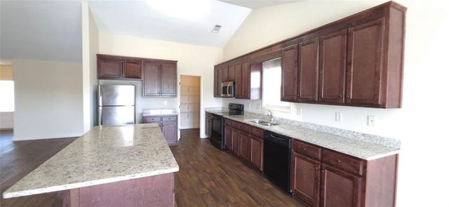 2125 Savannah Drive, Jefferson, GA 30549