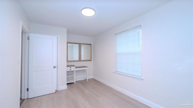 303 Chaseville St, Pensacola, FL 32507