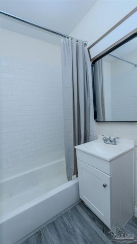 303 Chaseville St, Pensacola, FL 32507