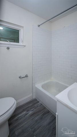 303 Chaseville St, Pensacola, FL 32507