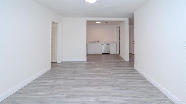 303 Chaseville St, Pensacola, FL 32507