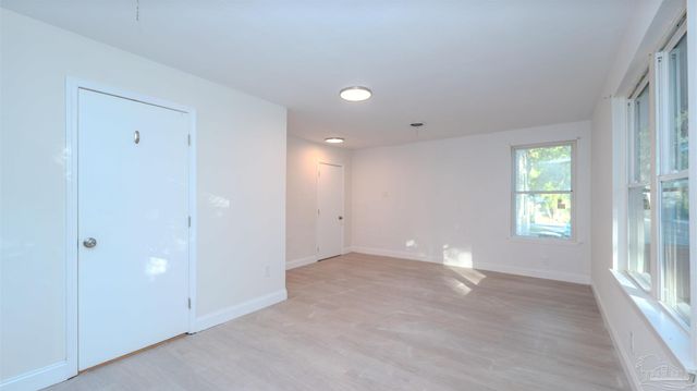 303 Chaseville St, Pensacola, FL 32507