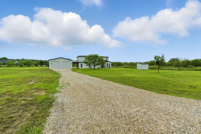 117 Walnut Lane, Weatherford, TX 76087