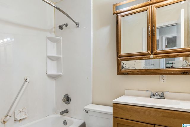 425 NW 14TH AVENUE, Birmingham, AL 35215