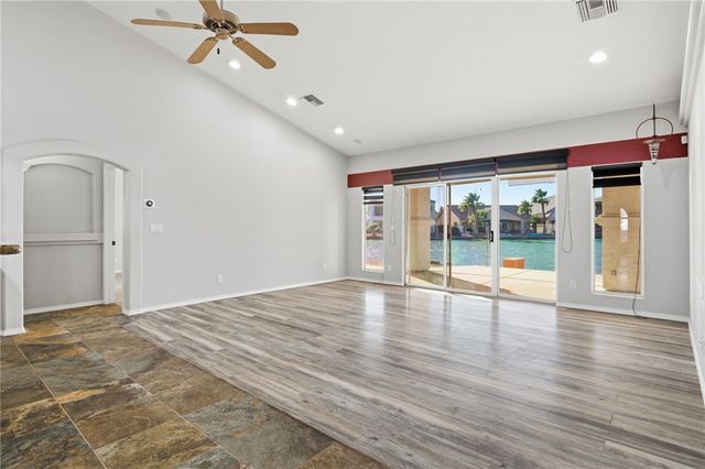 6119 S Los Lagos Place, Fort Mohave, AZ 86426