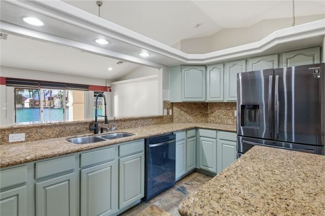 6119 S Los Lagos Place, Fort Mohave, AZ 86426