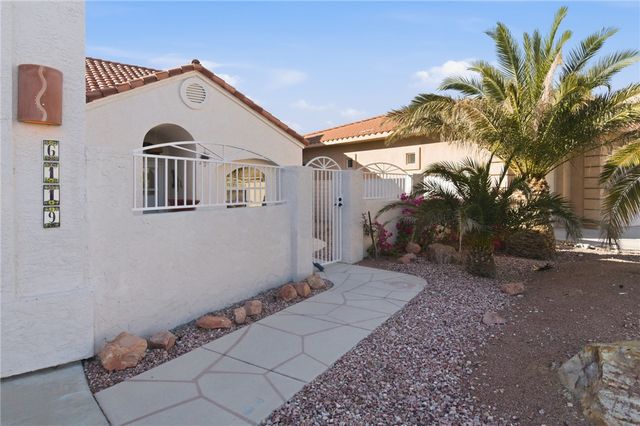 6119 S Los Lagos Place, Fort Mohave, AZ 86426