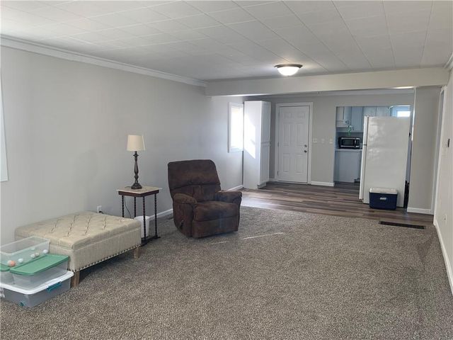 124 W 10th Street, Pittsburg, KS 66762