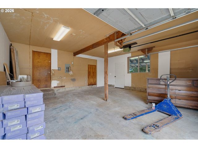 4800 BRICKYARD Rd, Tillamook, OR 97141