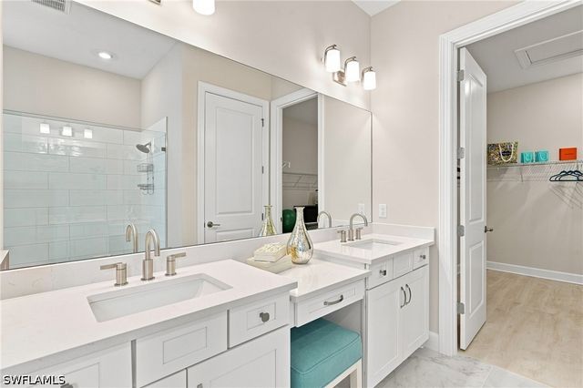 15649 Triesta LN, Naples, FL 34114