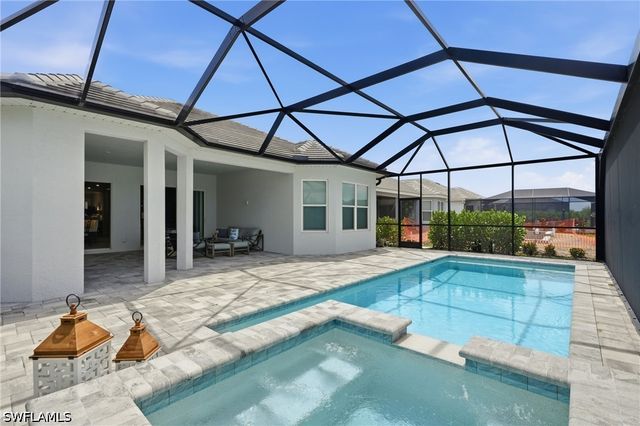 15649 Triesta LN, Naples, FL 34114