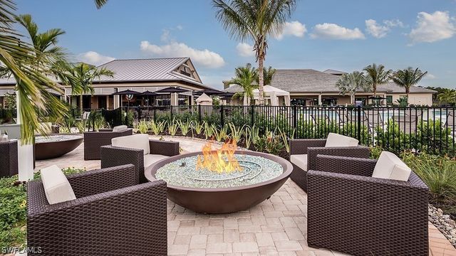 15649 Triesta LN, Naples, FL 34114